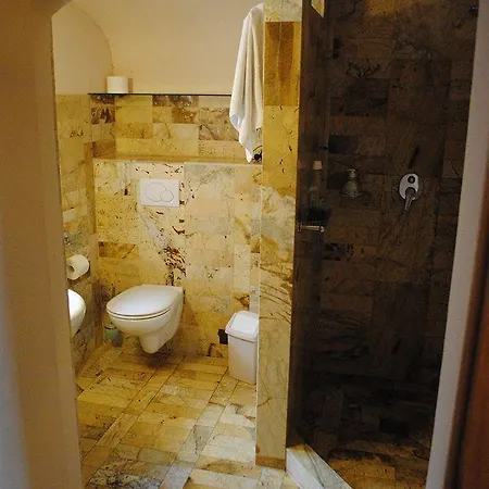 Aparthotel Locke 2*